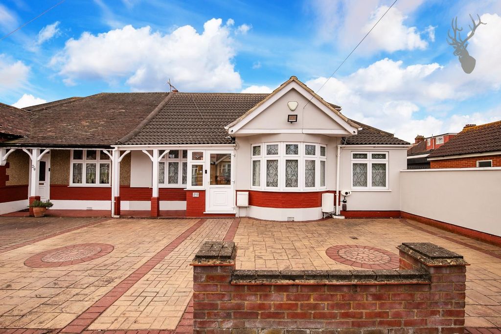 Property photo 1 of 22