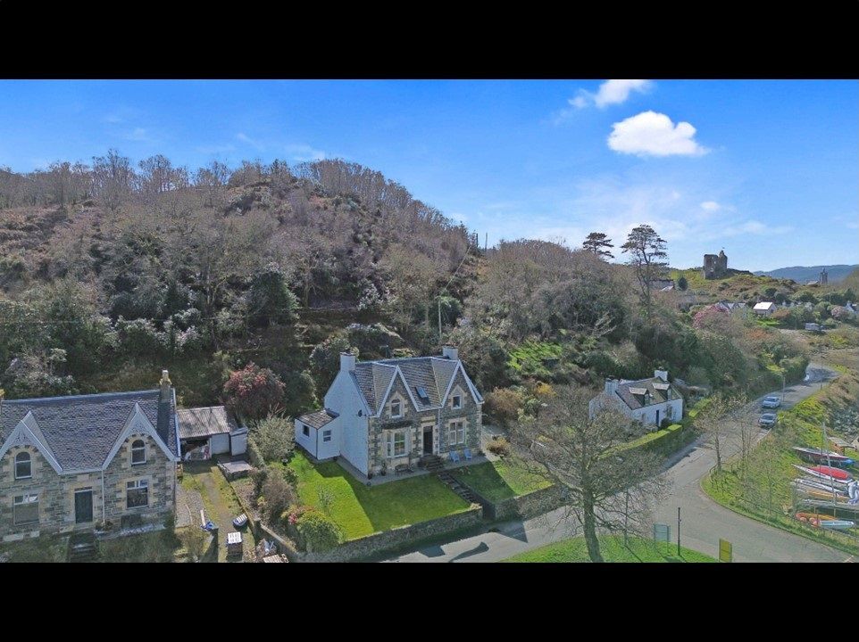 Property photo 2 of 45