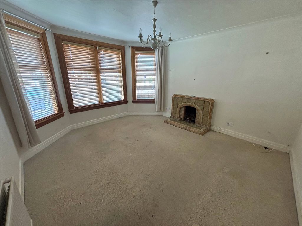 Property photo 3 of 8 Picture No. 09