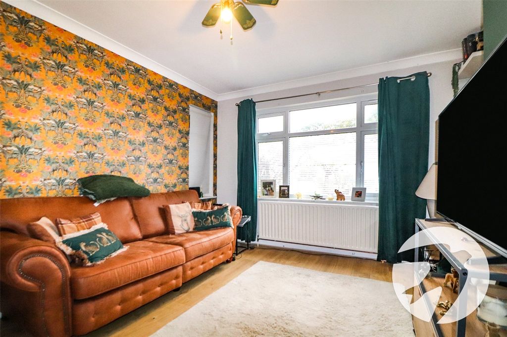 Property photo 3 of 26 Picture No. 29