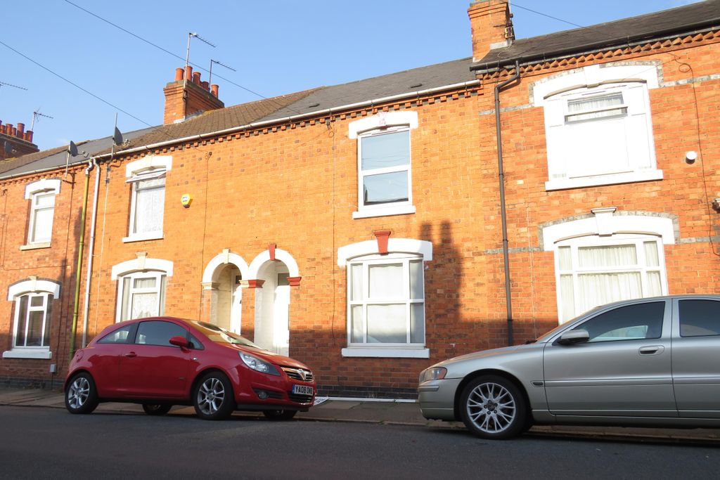 Property photo 1 of 13 Front