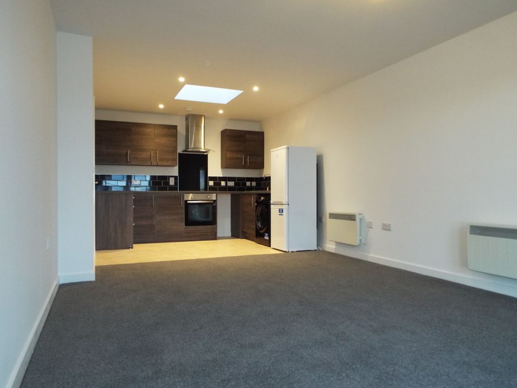 Property photo 3 of 6