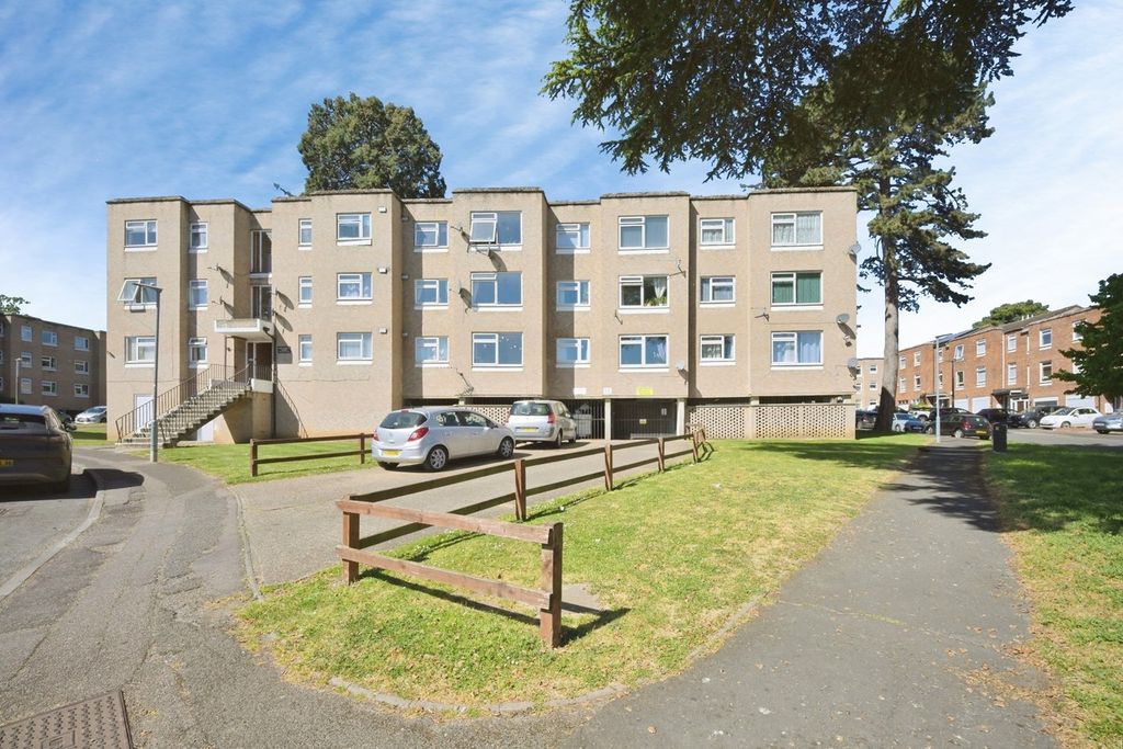 Property photo 1 of 14