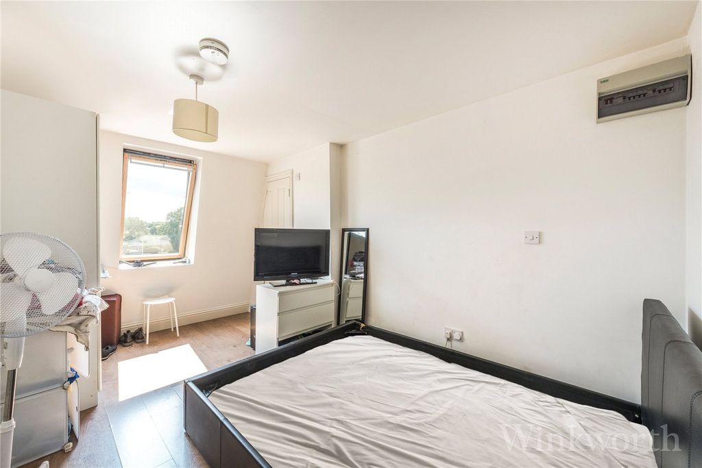 Property photo 2 of 6 Picture No. 01