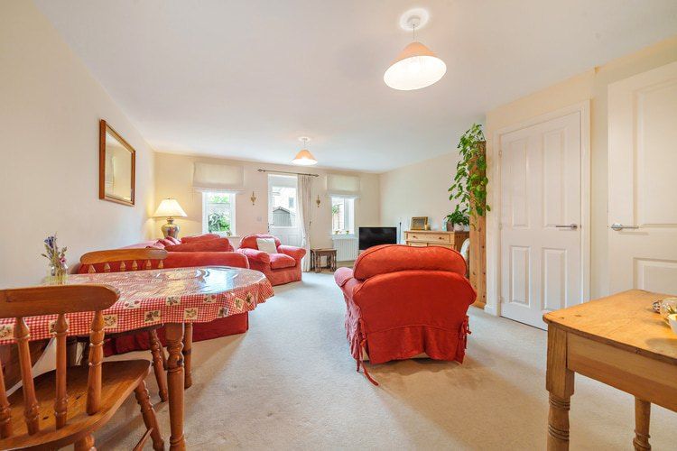 Property photo 3 of 20