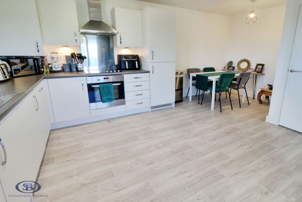 Property photo 3 of 13 Pbox-Img.Jpg