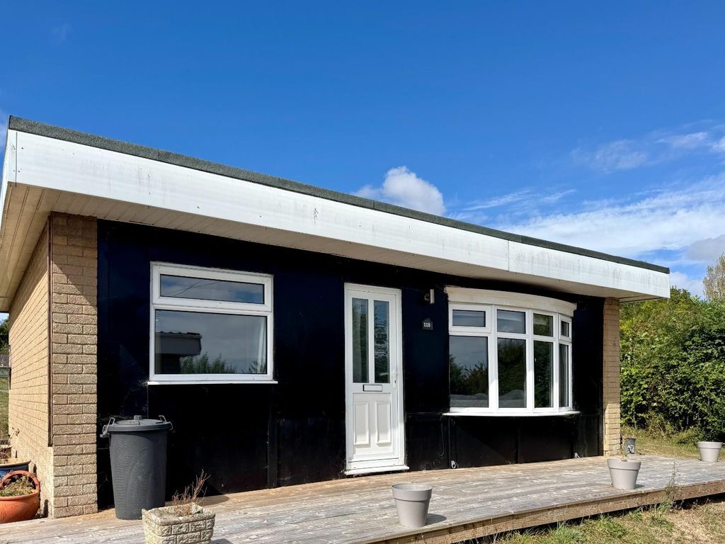 Property photo 1 of 7 Front