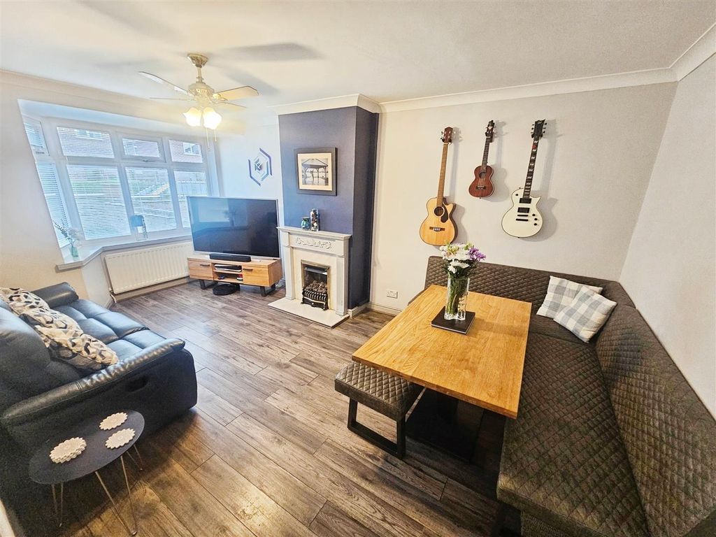 Property photo 2 of 21 13Ab5335-20250530_135224.Jpg