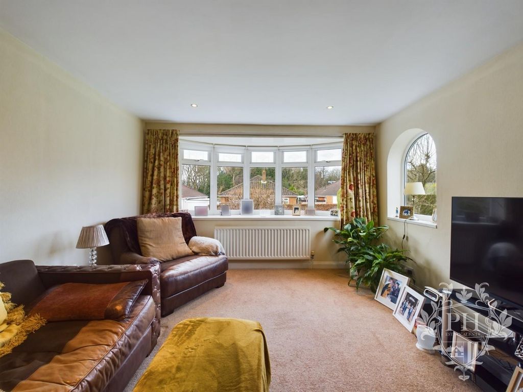 Property photo 2 of 16 Cam01415G0-Pr0234-Still003.Jpg