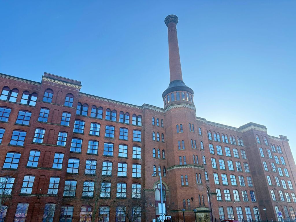 Property photo 1 of 11