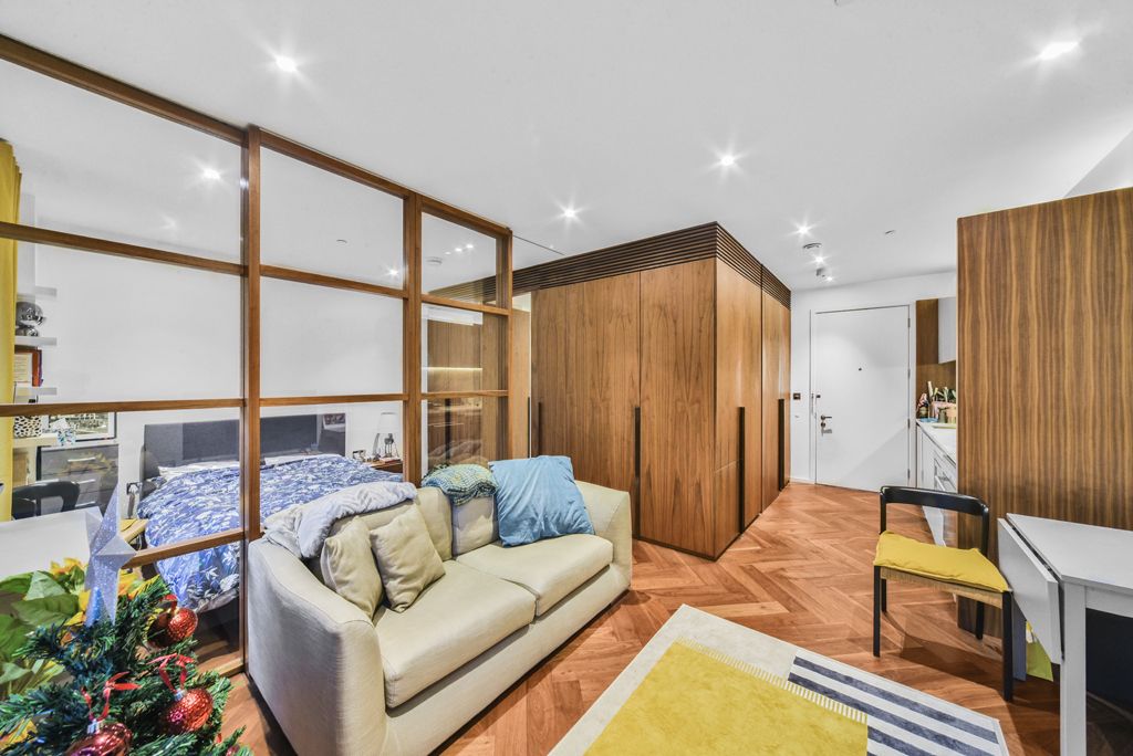 Property photo 3 of 18 Picture No. 20