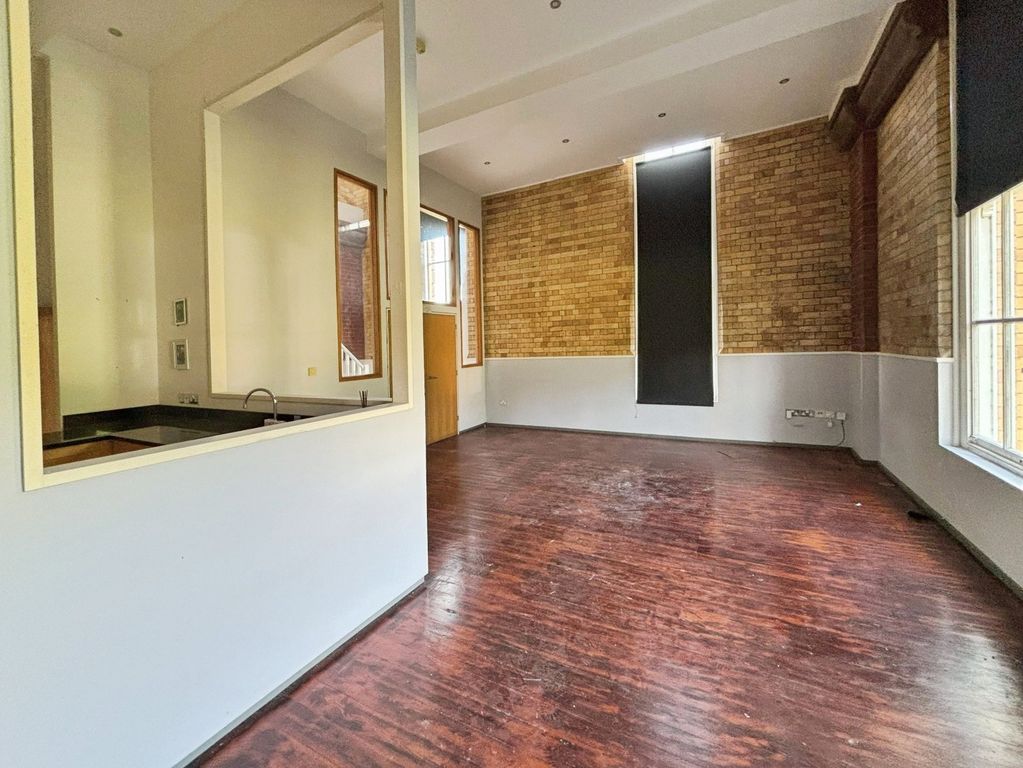 Property photo 2 of 23 Family Room