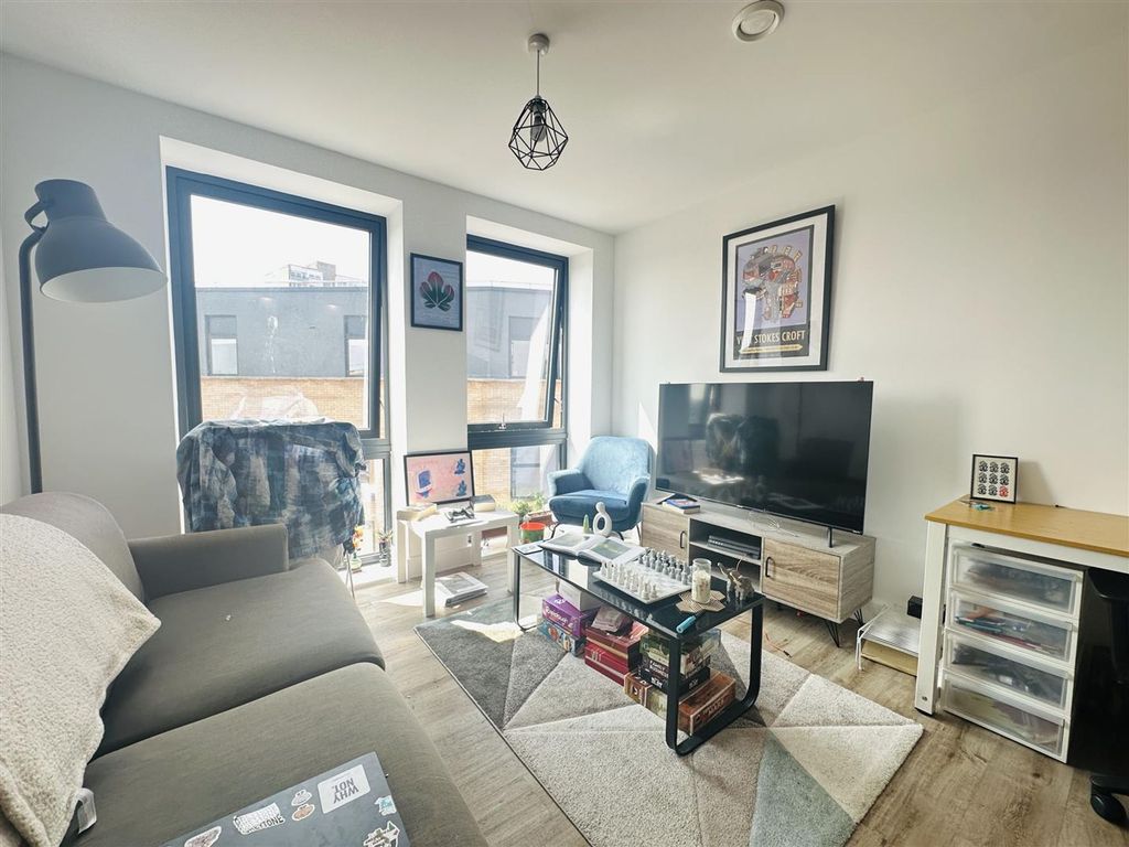 Property photo 3 of 12 Img_3917.Jpeg