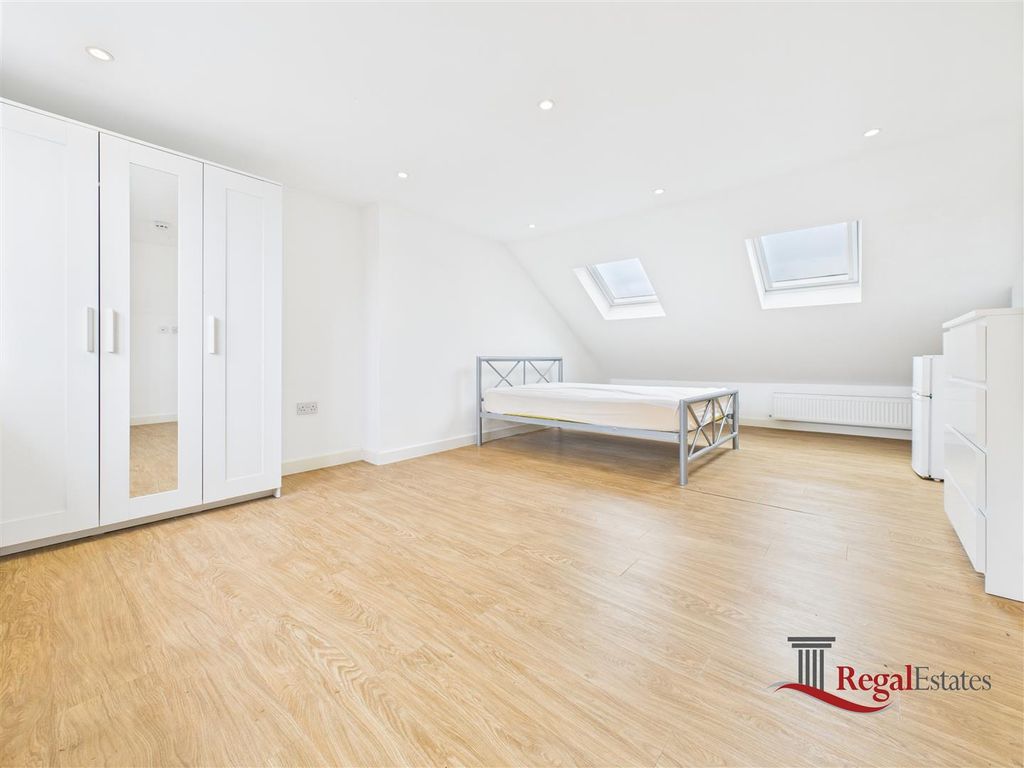 Property photo 1 of 3 Cam02489G0-Pr0206-Still003.Jpg