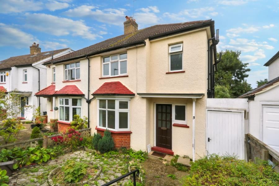 Property photo 1 of 12