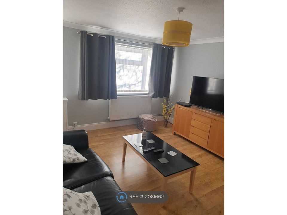 Property photo 1 of 7 Lounge