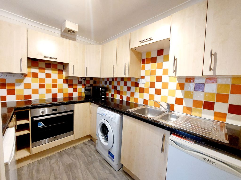Property photo 2 of 7