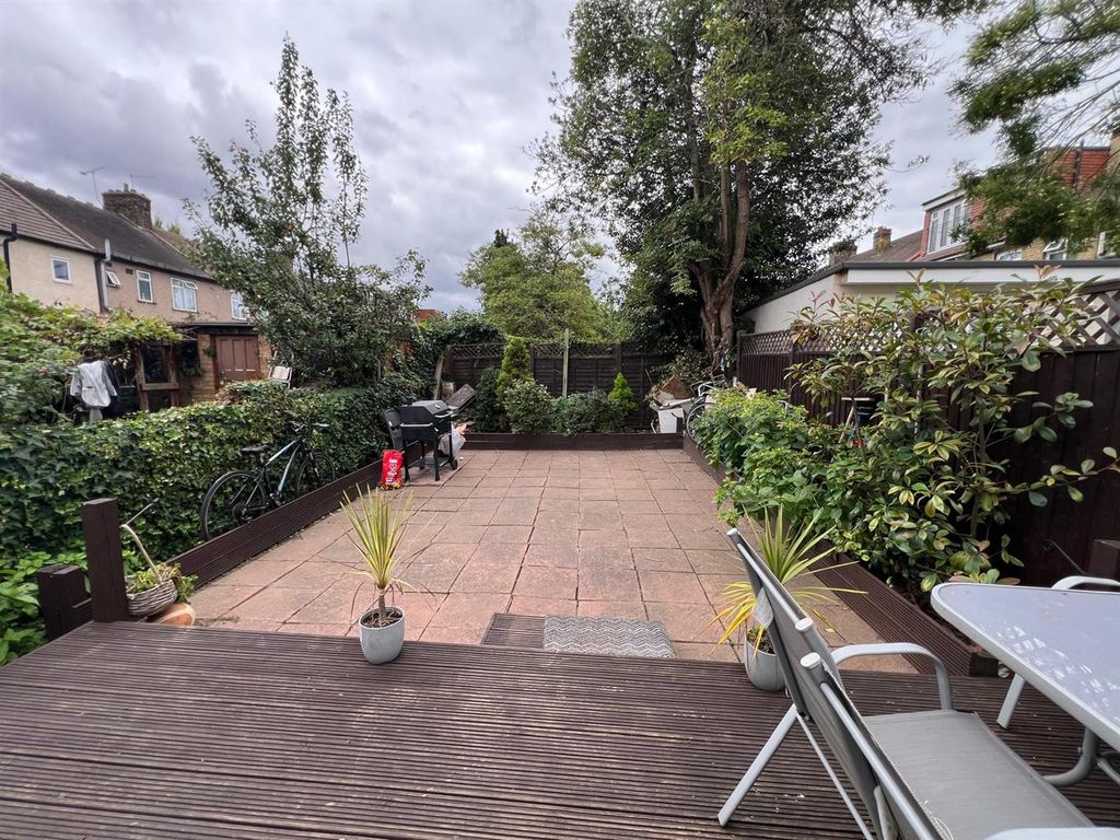 Property photo 2 of 15 02.Jpg