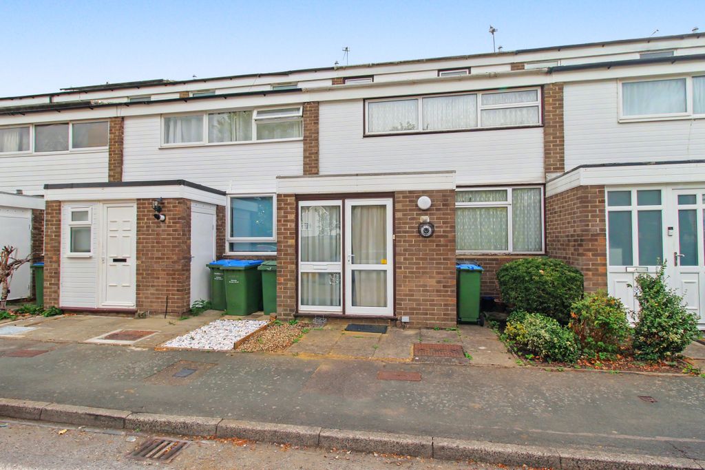 Property photo 1 of 8