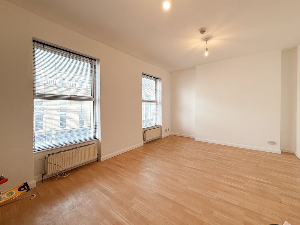 Property photo 1 of 9 Img_6817