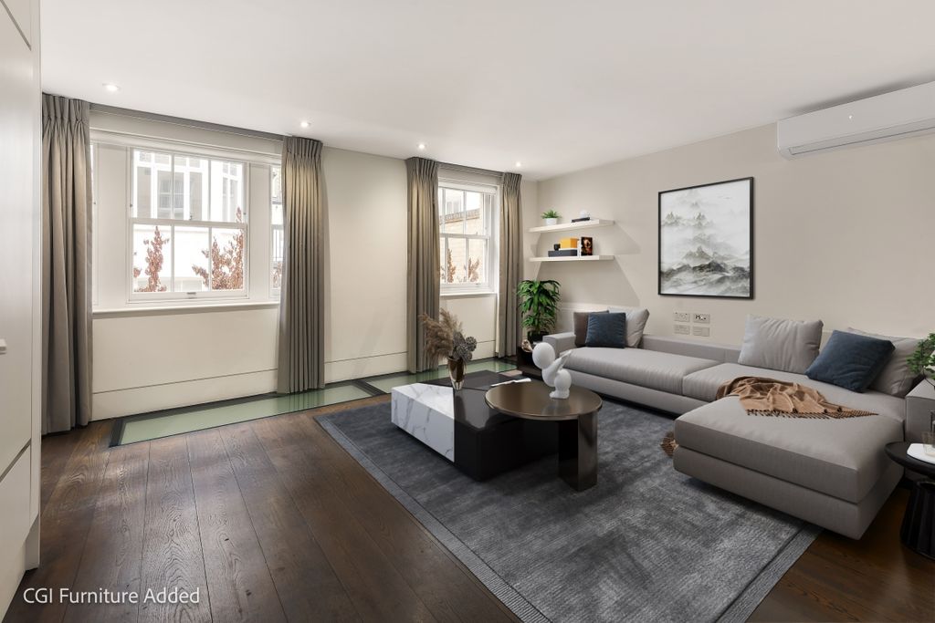 Property photo 1 of 8 Cadogan Lane