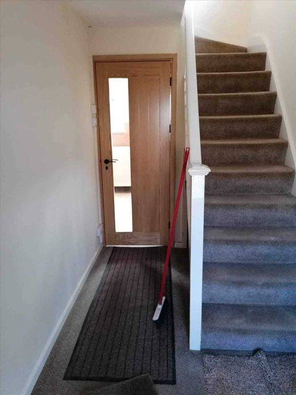 Property photo 3 of 14 Inner Hall :