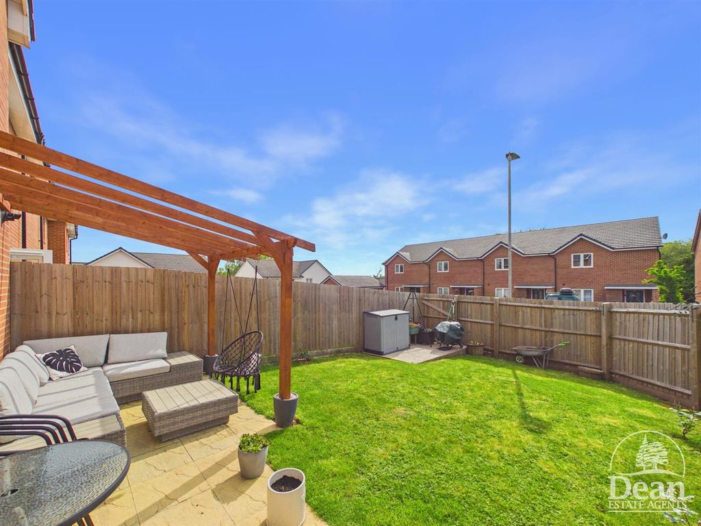 Property photo 2 of 13