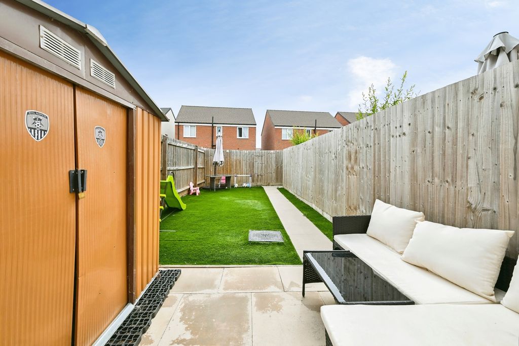 Property photo 2 of 15 Pbox-Img.Jpg