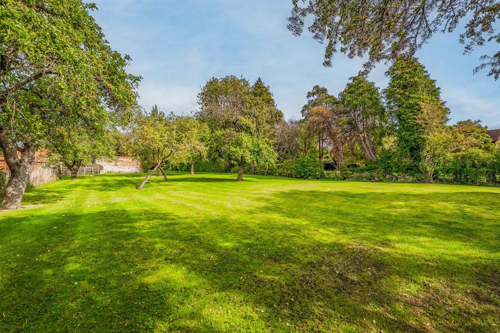 Property photo 2 of 38 The Ferns-08.Jpg