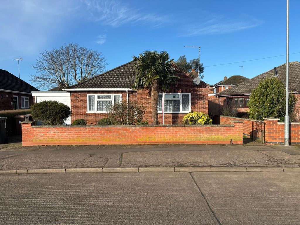 Property photo 2 of 10