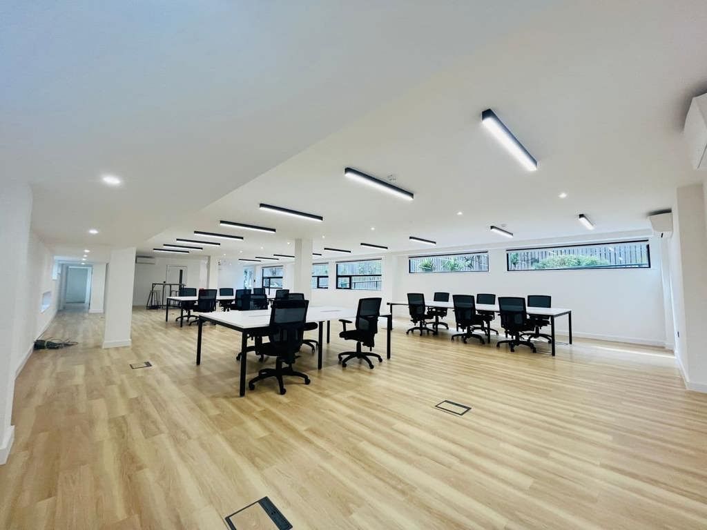 Property photo 1 of 15 Photo 4