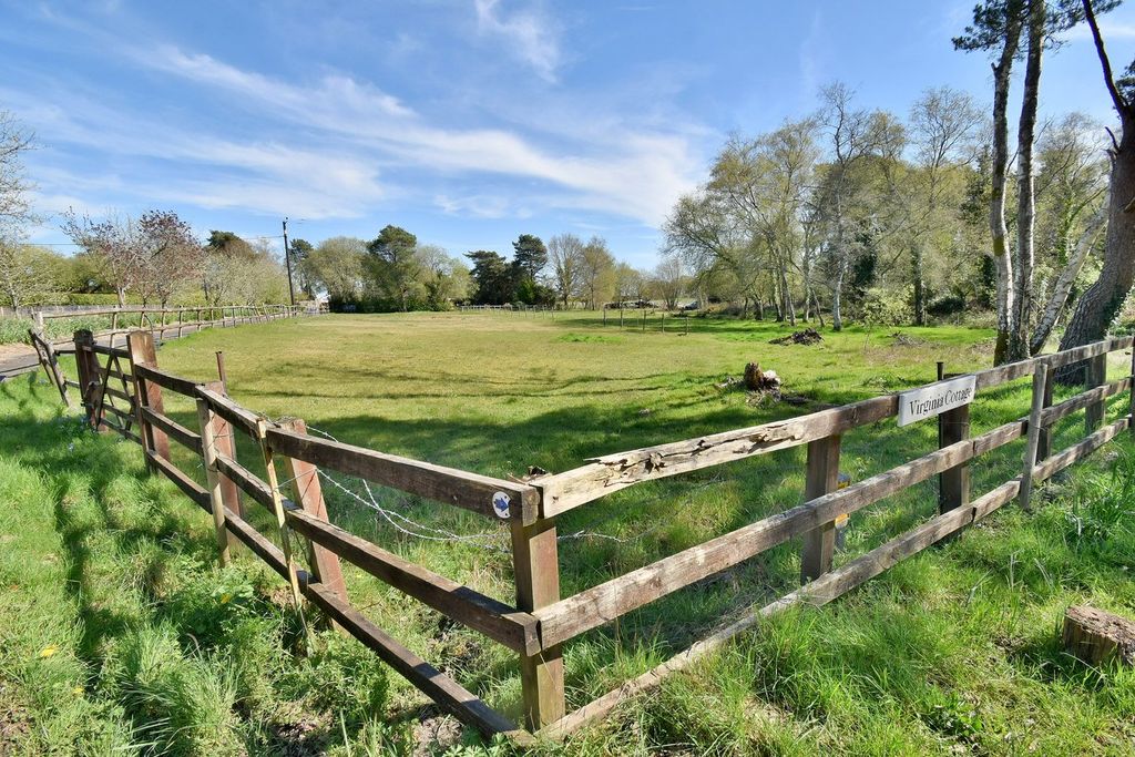 Property photo 3 of 31