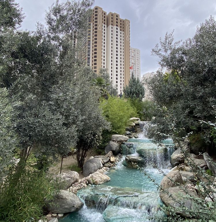 Property photo 1 of 10 Modern Istanbul Apartments For Sale With On-Complex Facilities - Beautiful Surroundings