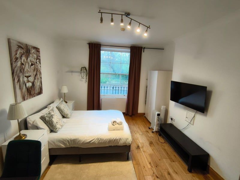 Property photo 1 of 5