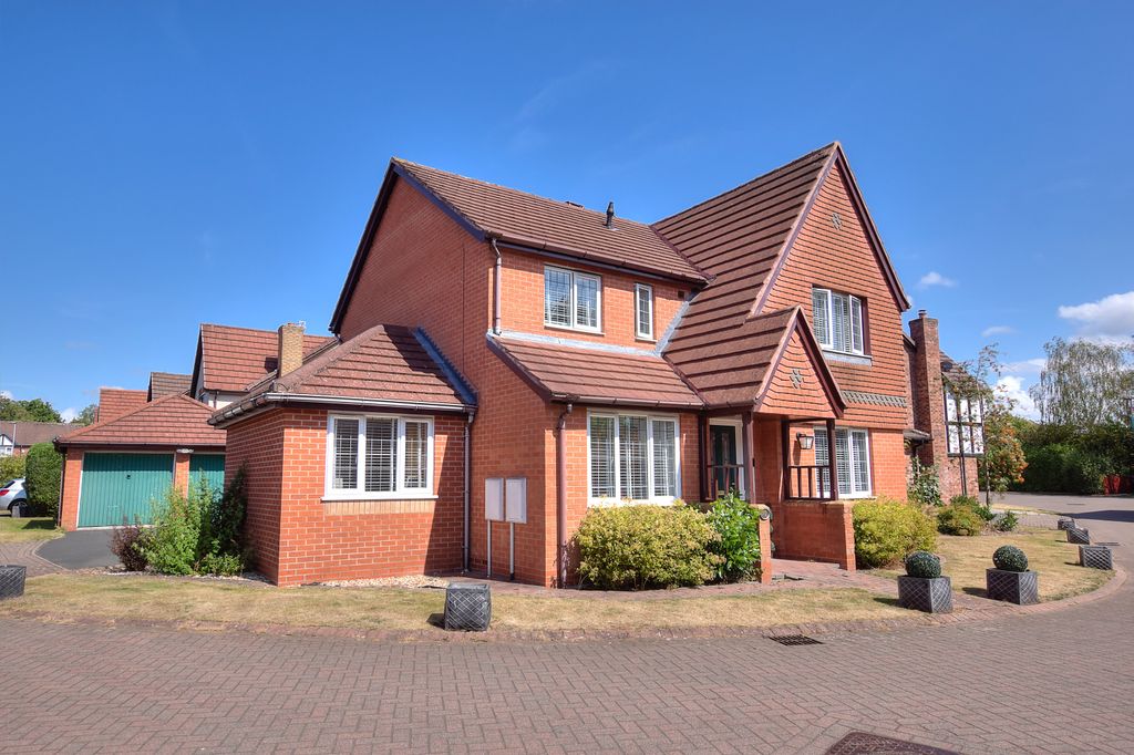 Property photo 1 of 32 1