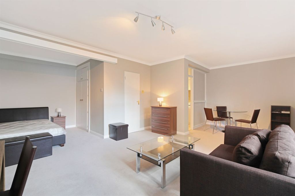 Property photo 1 of 6 (Main)