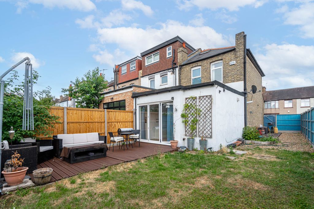 Property photo 3 of 12 Dsc03943-Edit