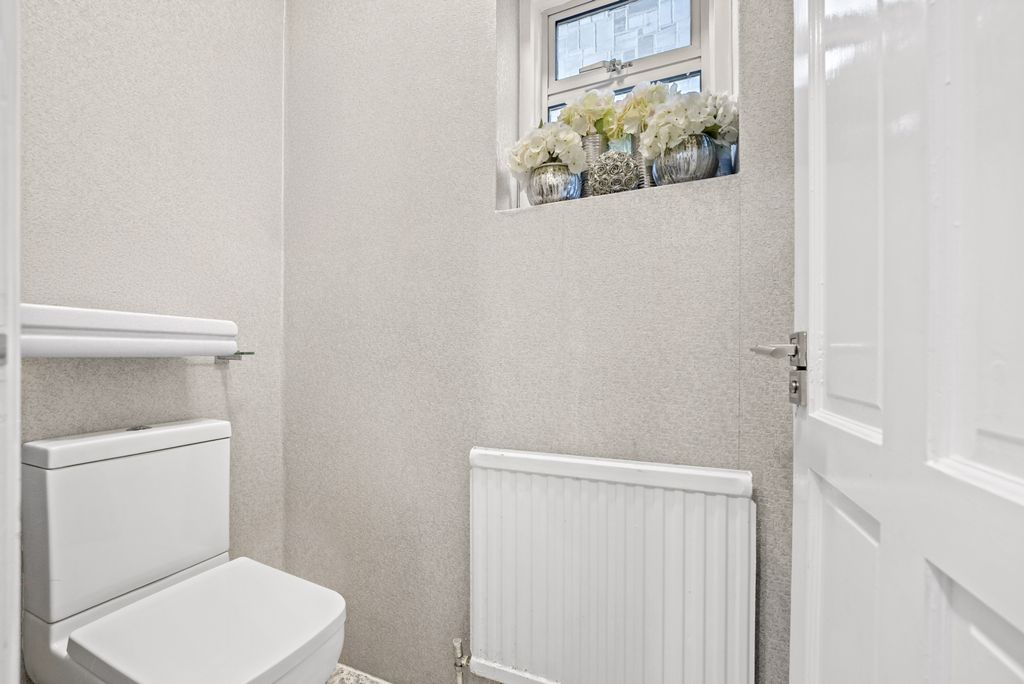 Property photo 2 of 13 Gallery