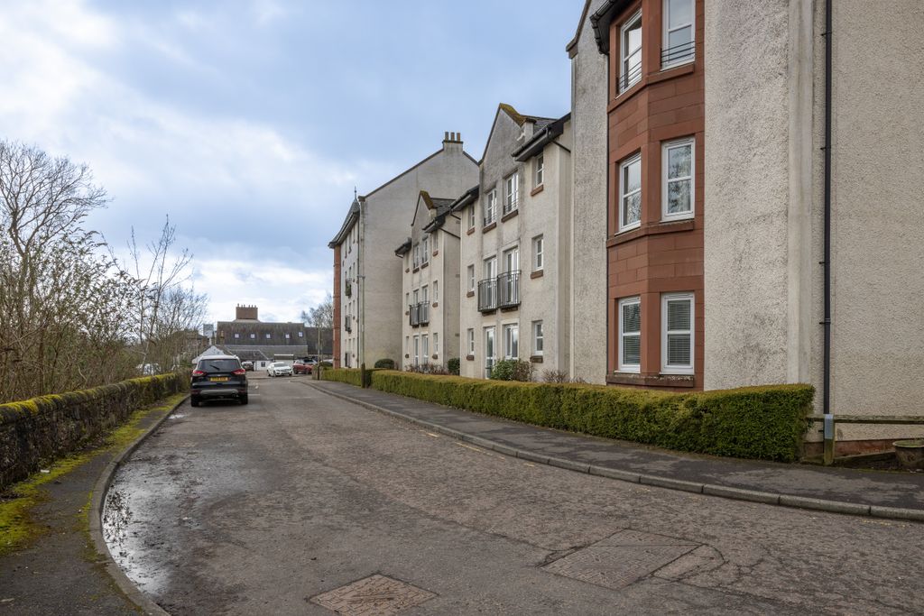 Additional image 4 of 1 bed flat for saleUpper Mill Street, Blairgowrie PH10