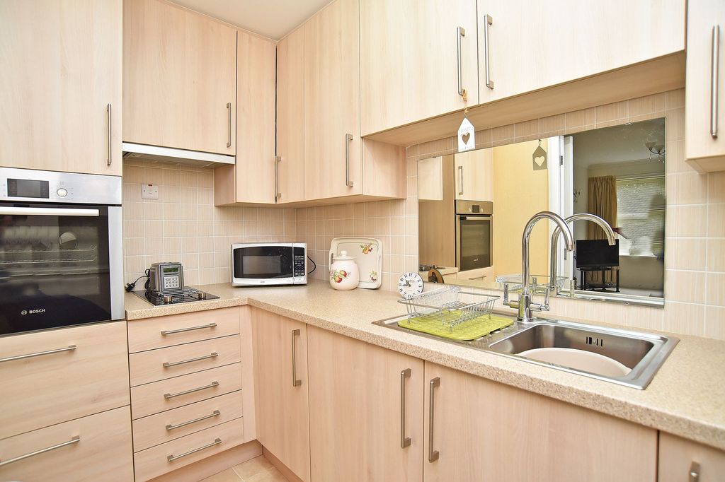 Property photo 3 of 9