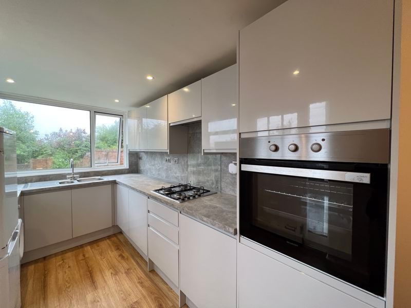 Property photo 1 of 9 Photo 19