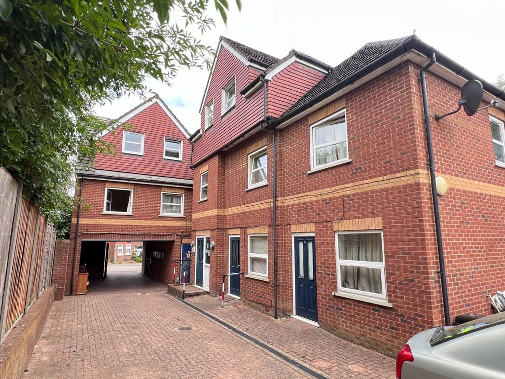 Property photo 1 of 14 4359900