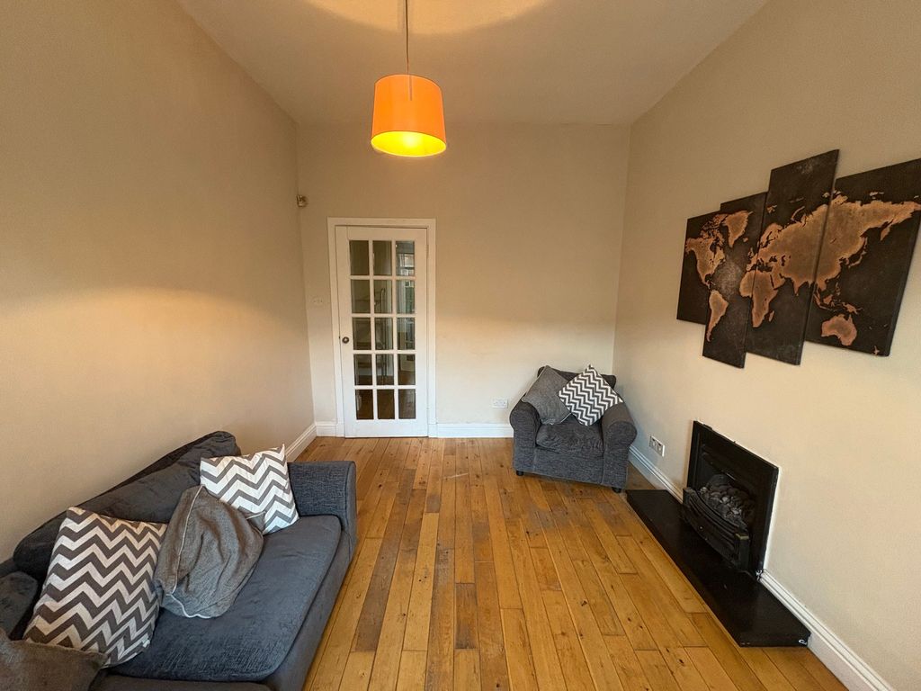 Property photo 3 of 6