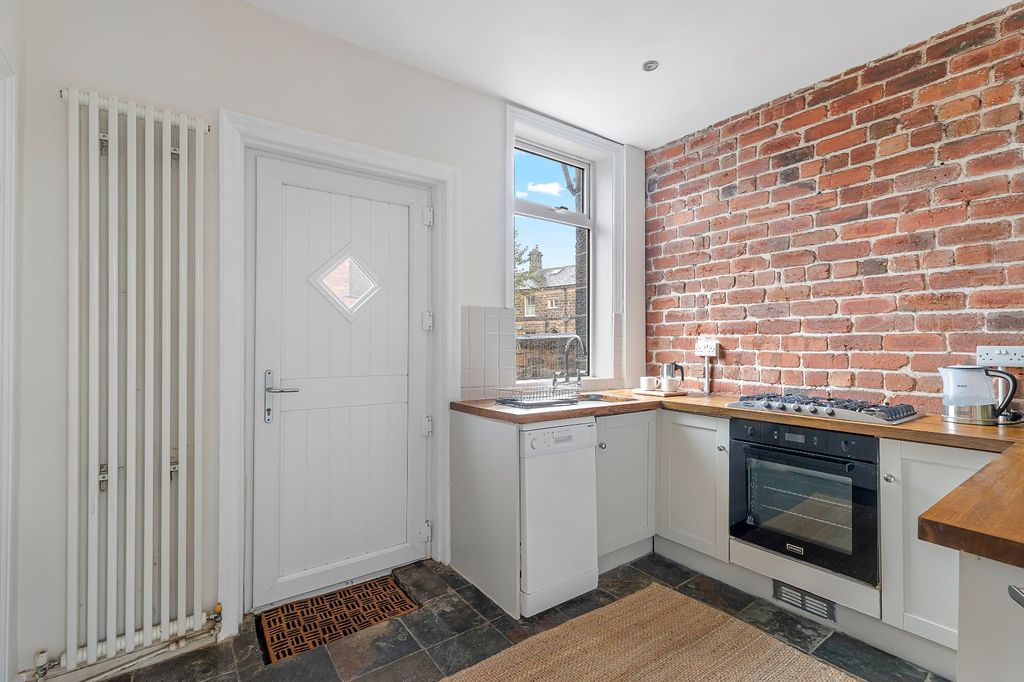 Property photo 2 of 15 Picture 2