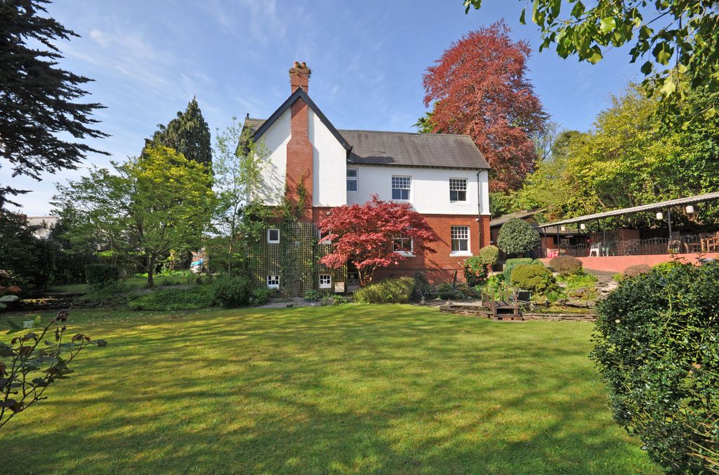 Property photo 2 of 51 Photo 4