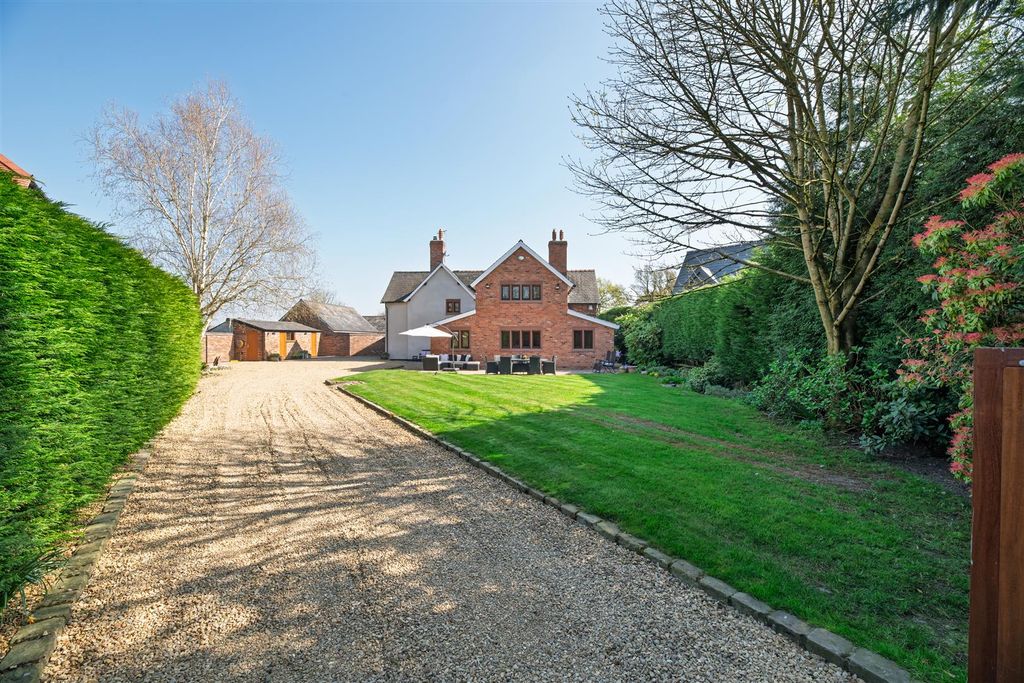 Property photo 1 of 28 6