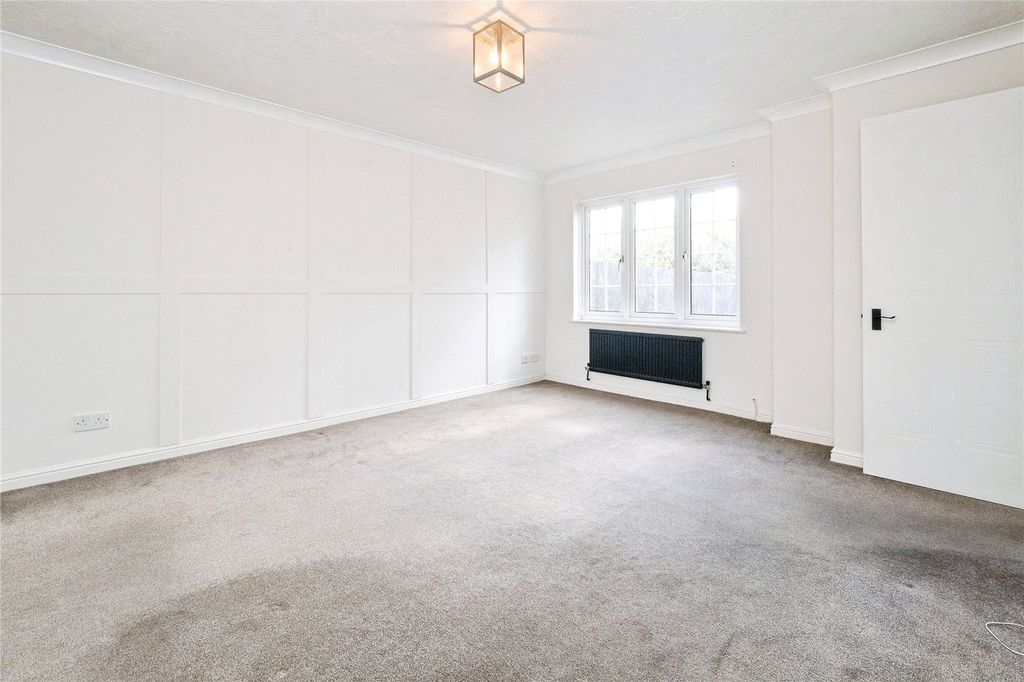 Property photo 3 of 23 Picture No. 10
