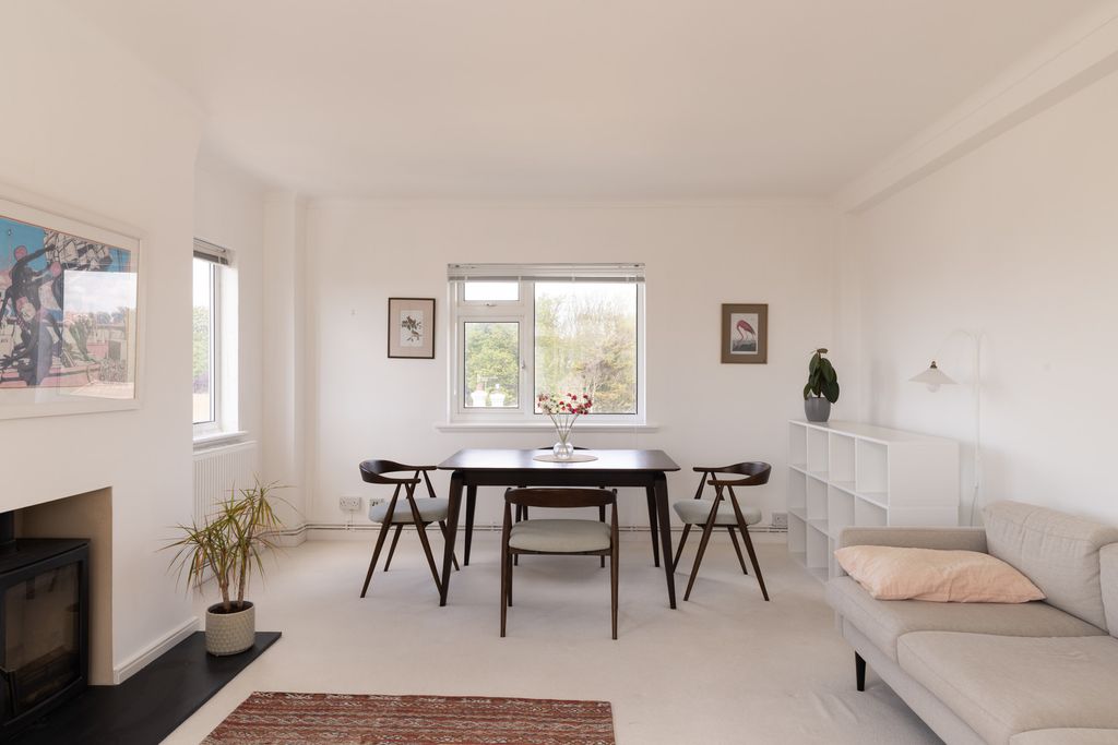 Property photo 3 of 20 344324 - Tmh_19_Brookfield_Court_Bexhill_Tn40_1Nt-12.Jpg