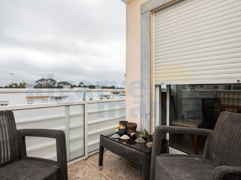 Property photo 3 of 37