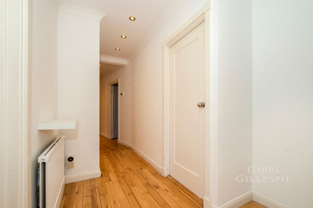 Property photo 3 of 16 Pbox-Img.Jpg
